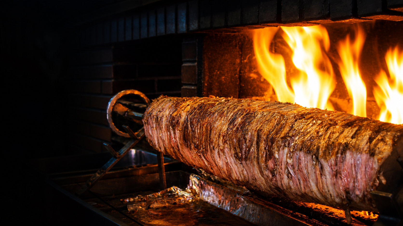 Odun ateşinde Cağ Kebabı